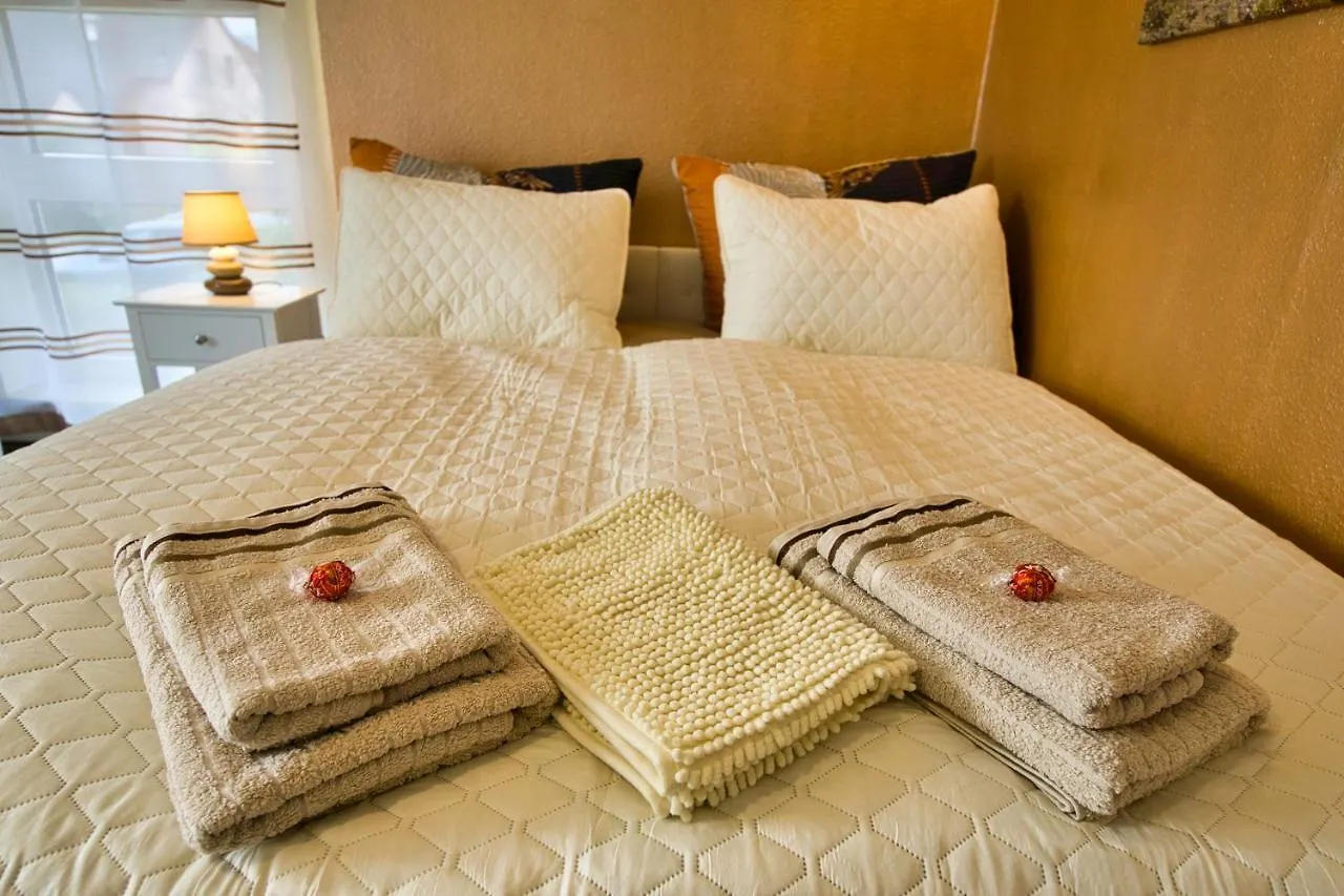 Mycozyplace - Gemuetliches Zimmer Fuer Zwei Dresden Homestay
